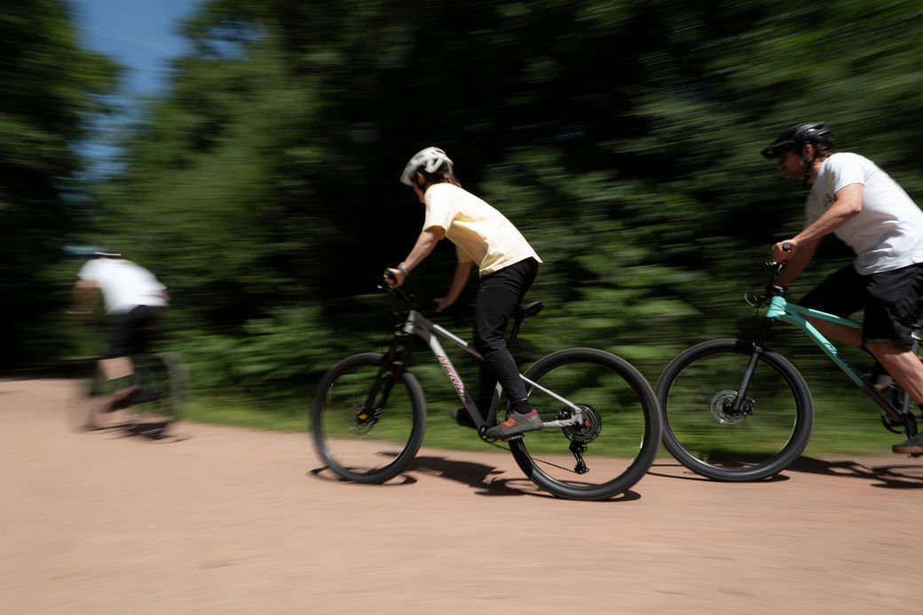 SPORT / TOUR