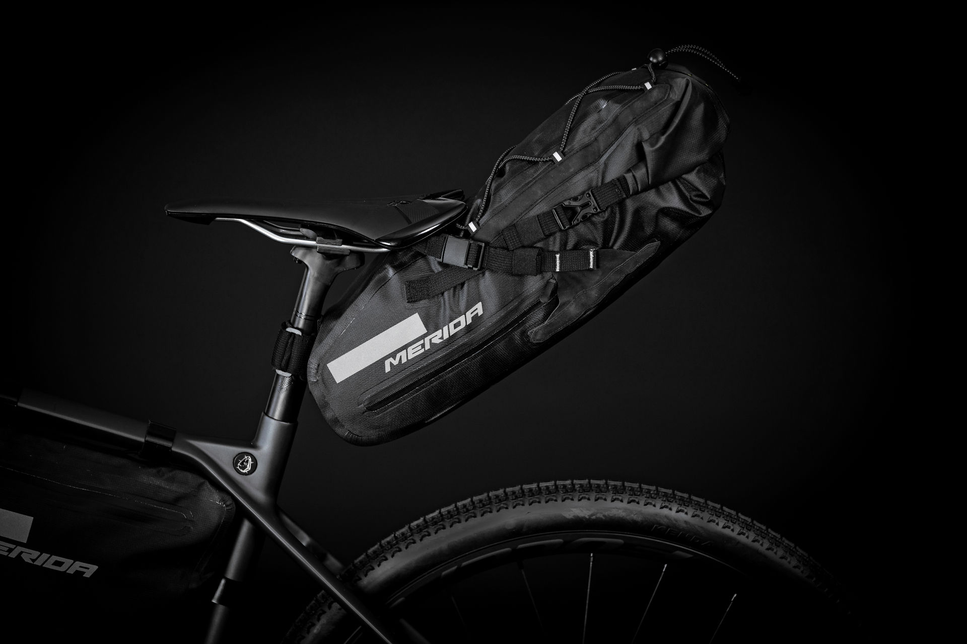 torba podsiodłowa Merida, bikepacking, torba gravelowa, torba Silex,